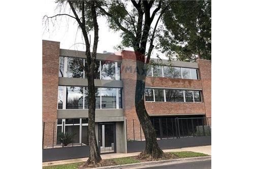 San Isidro,Alquiler,oficinas y cocheras AAA