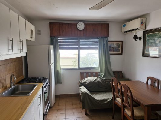 For Sale 2-bedroom Apartment in Victoria