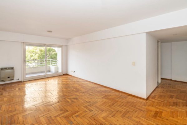 Dpto 5 amb c/balcones y cochera venta en Acassuso