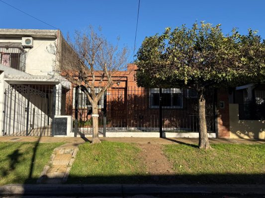 Venta Casa 4 Ambientes En Boulogne Apto Credito.