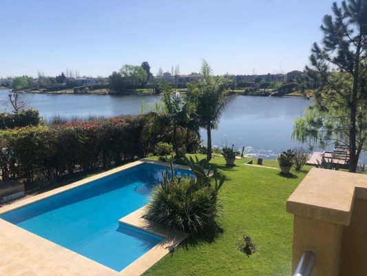 Casa Alquiler Febrero 4 amb Tigre a laguna
