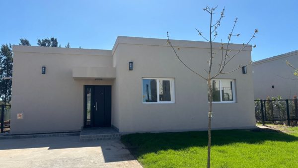 Casa a estrenar en Santa Ana oportunidad 6 amb