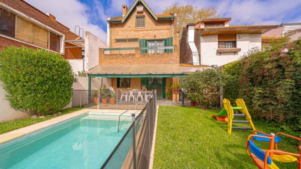 For Sale House Olivos Centro 4-bedroom
