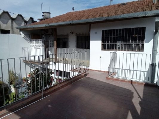 Casa 4 Ambientes Patio Cochera Boulogne Sta Rita