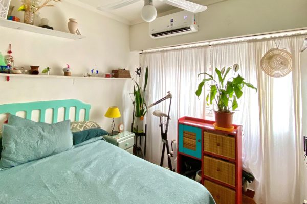 Opportunity For Sale Studio Apartment divided Florida