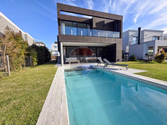 Venta Casa 5 Amb C/ Pileta - Los Castaños Nordelta