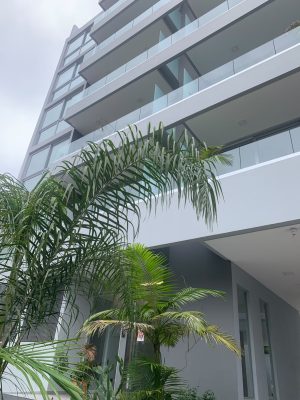 Departamento En Alquiler . Olivos. Vias. Rio