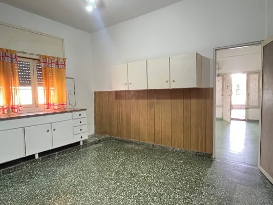 PH for Rent. 1-bedroom. Patio and Parking. No HOA Fees