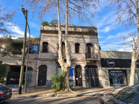 PH for sale 5-bedroom Olivos Antiguo bright