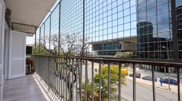 For Sale 3-bedroom Apartment with Balcony - Vte. López