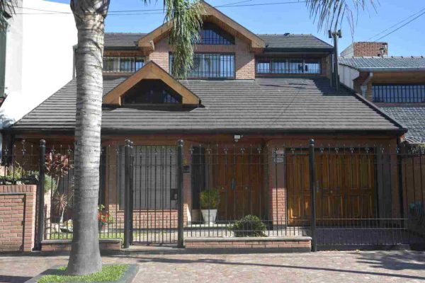 5-room House for Rent in Martinez