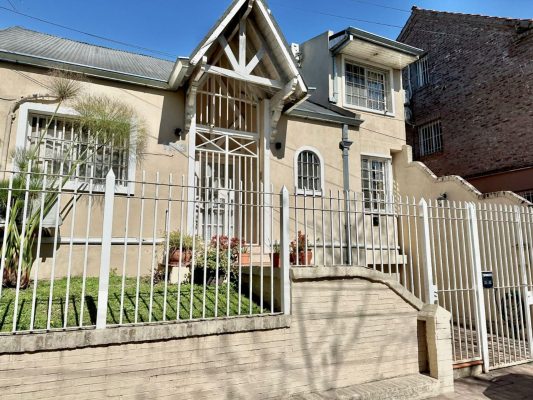 Venta amplia y acogedora Casa Bajo de San Isidro