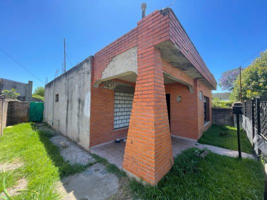 Venta Casa 4 Ambientes Con Patio En Pacheco