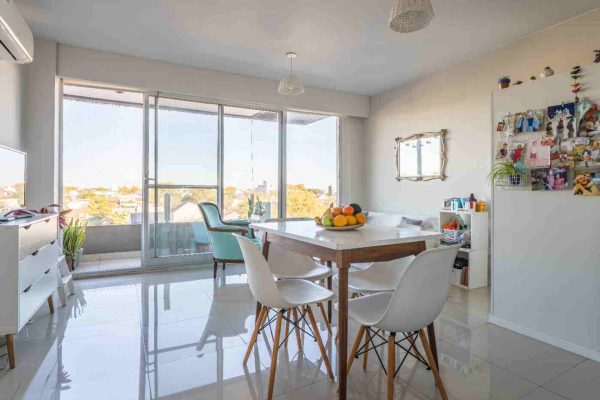 Oportunidad Venta 2 Amb Con Balcon Y Vista Abierta