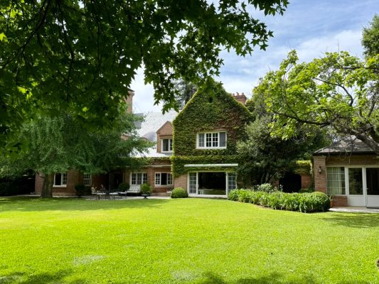 Elegante Residencia Gran Parque Libertador al Rio