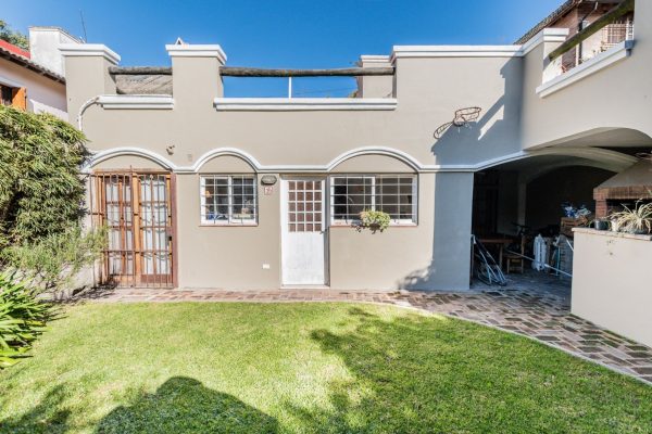 Casa En Venta 4Amb - Victoria Con Jardin Y Pileta