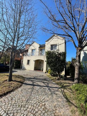 Alquiler.Casa, 5 Amb , Barrancas de San José.
