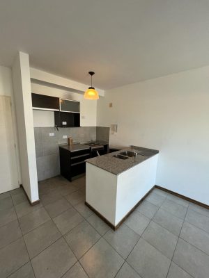 Venta Casa 4 Ambientes Pileta Quincho Cochera