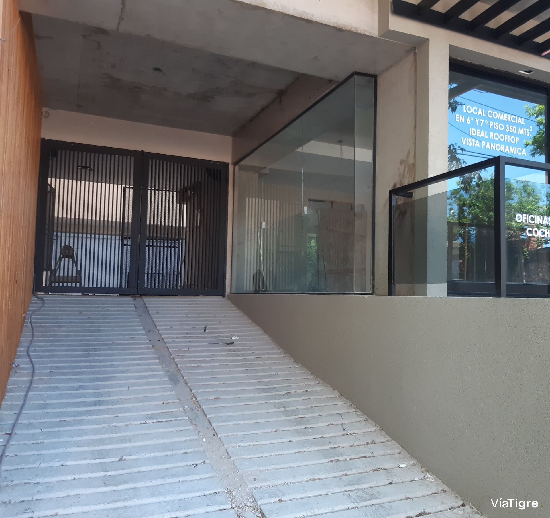 Ground floor commercial unit in Nature Building – Tigre Center