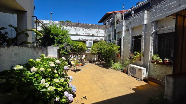 Florida Oeste Casa Venta 3 Amb Cochera Y Patio