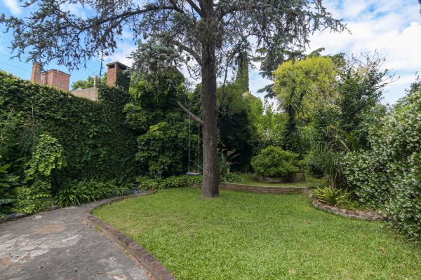 Casa En Venta En Florida Sobre Lote De 450 M2