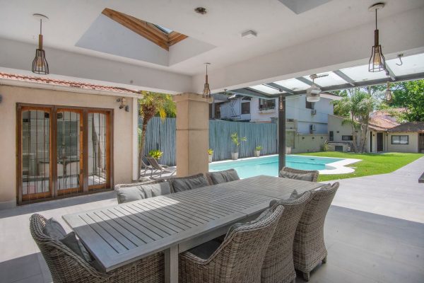 VENTA CASA 7 Amb. c/dependencia Florida-Vte. Lopez