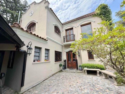 Venta Casa Punta Chica Con Vista Al Rio