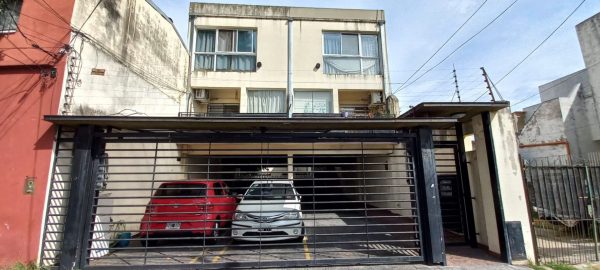 Departamento PH tipo Duplex 3 amb. con cochera.