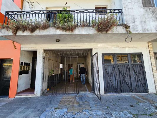 PH Multifamiliar en VENTA A REFACCIONAR - BECCAR