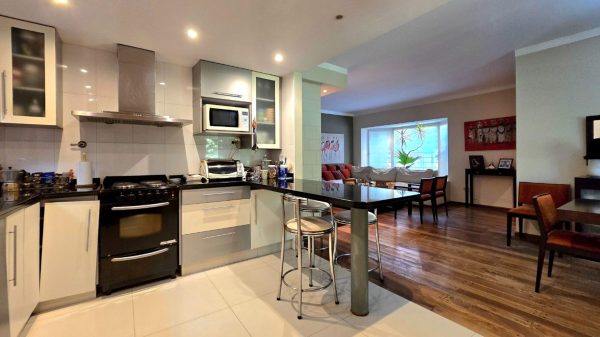 Casa En Venta 5 Amb Jadin Punta Chica
