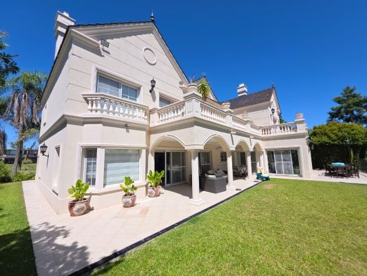 Venta Casa 6 Amb Club De Campo Hacoaj Lote 1000 M2