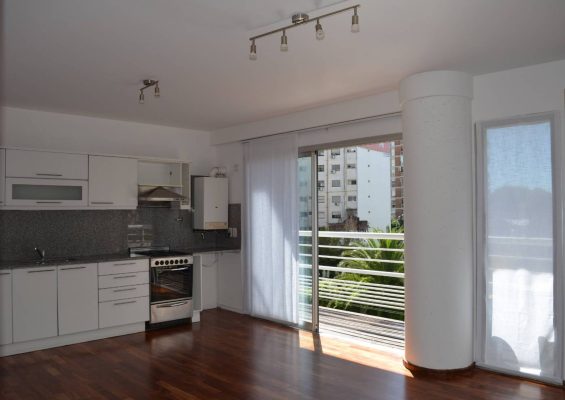 For Rent Duplex Apartment 2-Bedroom – La Isla, Olivos