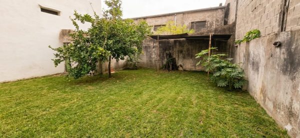 Casa Lote Propio en Venta Olivos A Refaccionar