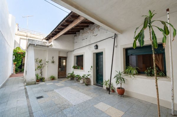PH venta a reciclar 2 dormit 2 patios Dependencia