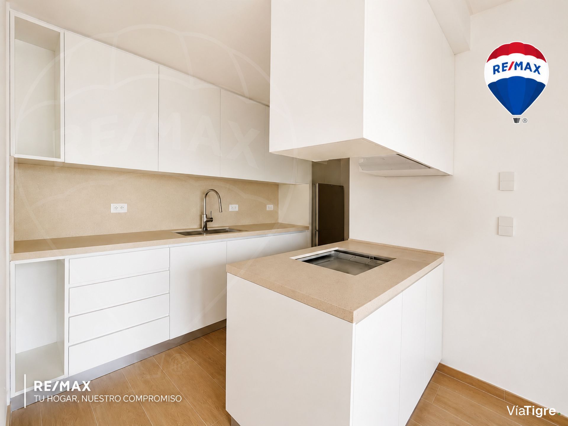 Venta De Departamento 4 Ambientes Con Coch Financ